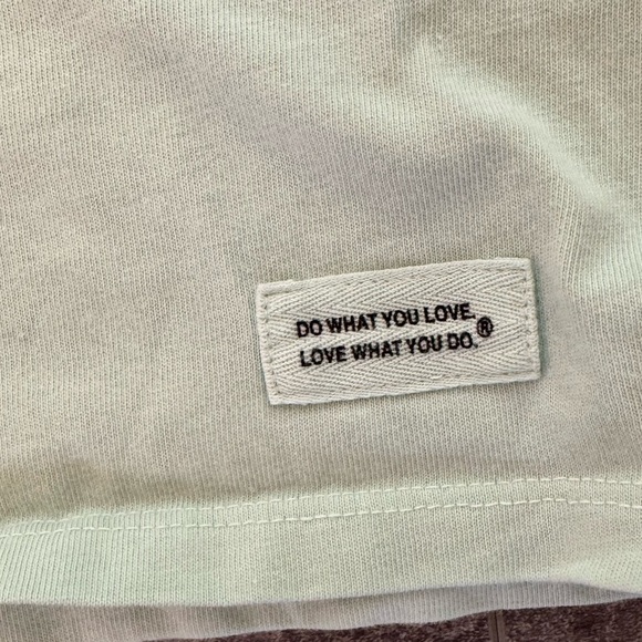 Life Is Good Light Green Short Sleeve Tee - Picture 4 of 6